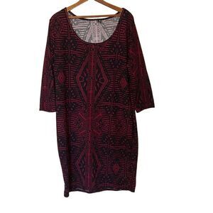 Love Ari Scoop Neck Midi Dress